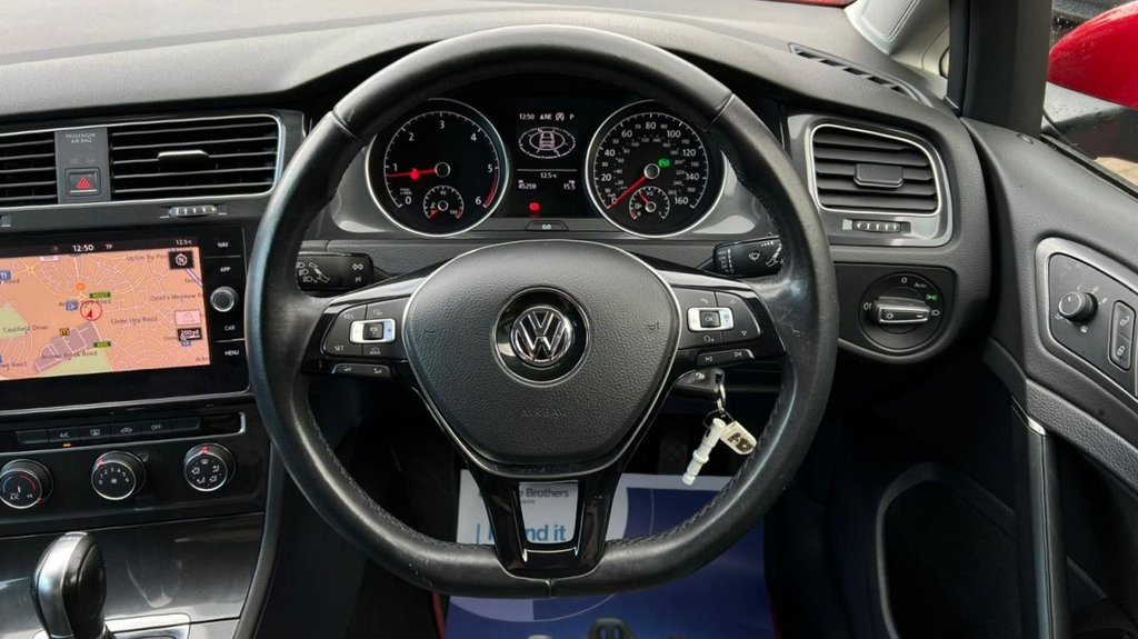 Used Volkswagen Golf 2017 for sale - 76751047: Photo 11