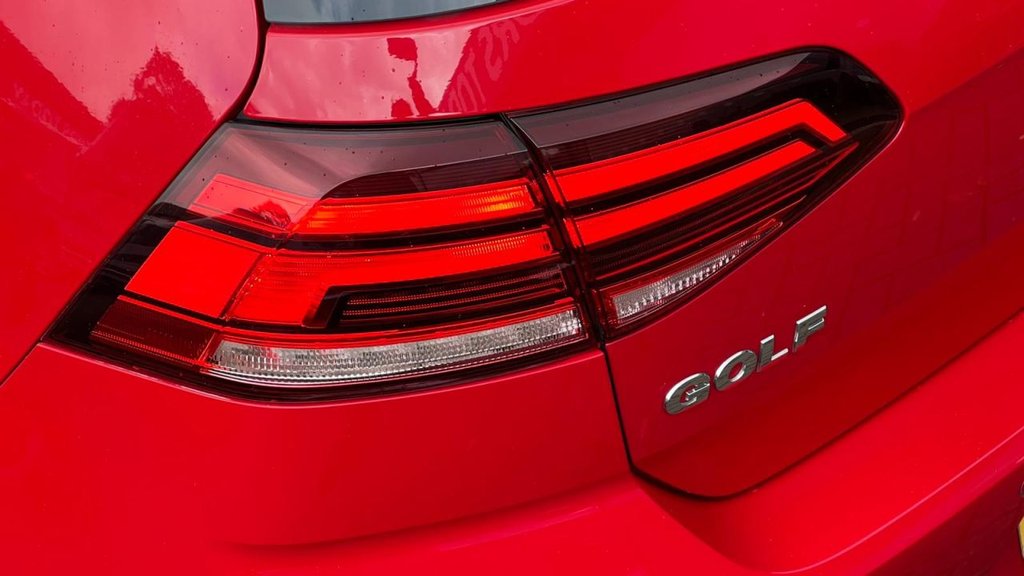 Used Volkswagen Golf 2017 for sale - 76751047: Photo 21