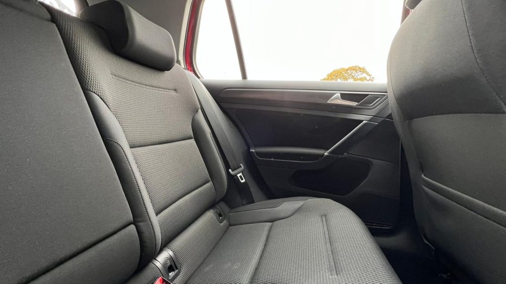 Used Volkswagen Golf 2017 for sale - 76751047: Photo 25