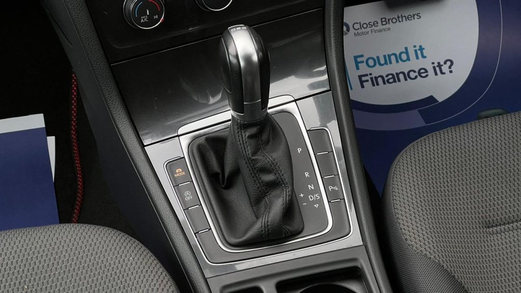 Used Volkswagen Golf 2017 for sale - 76751047: Photo 9