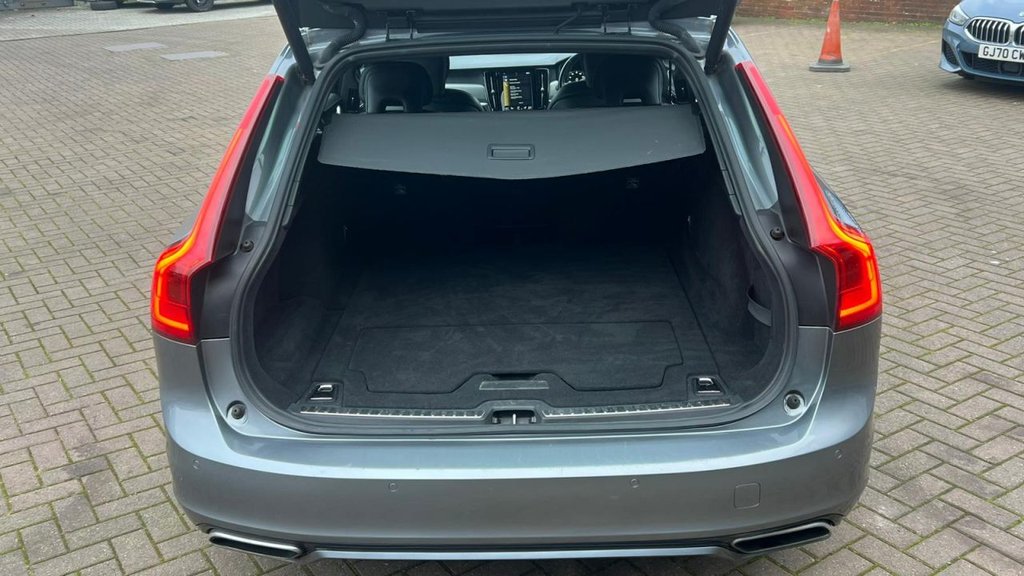 Used Volvo V90 2019 for sale - 77080483: Photo 18