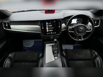 Used Volvo V90 2019 for sale - 77080483: Photo