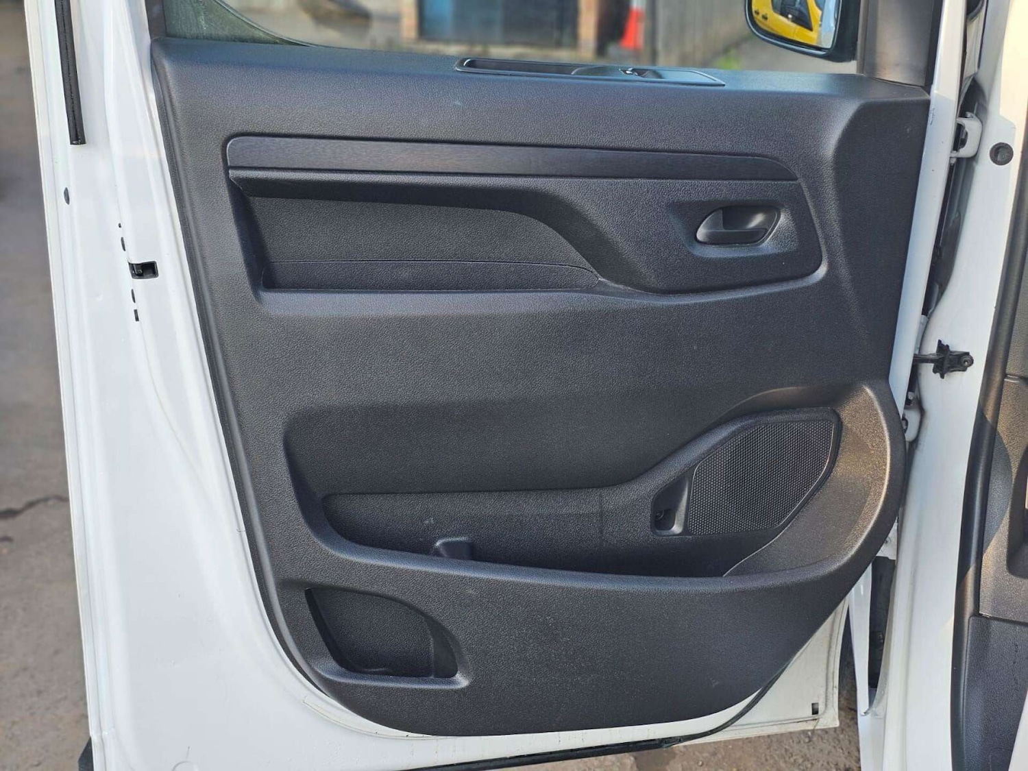 Used Vauxhall Vivaro 2023 for sale - 78223550: Photo 23