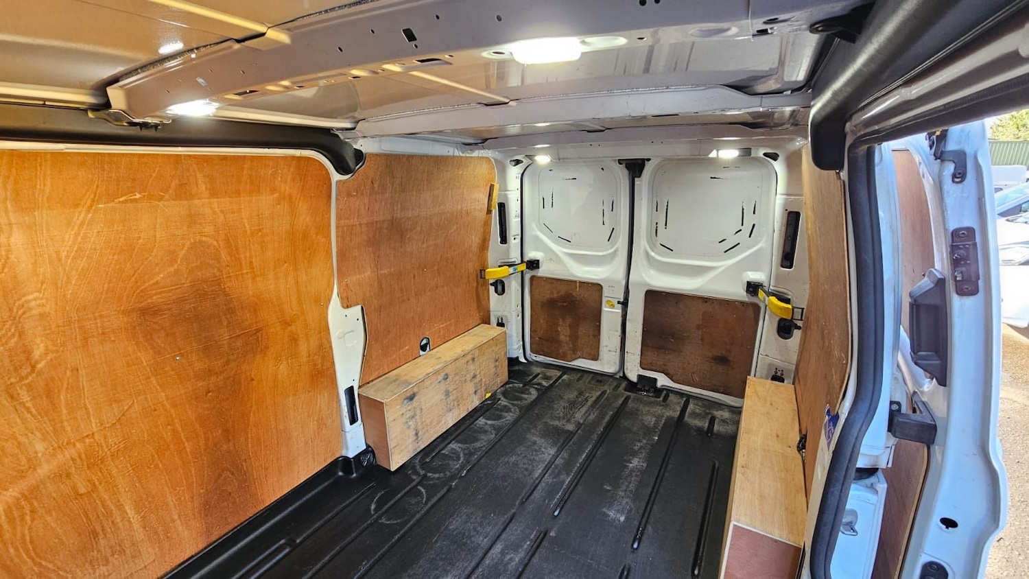 Used Ford Transit Custom 2021 for sale - 77885546: Photo 19