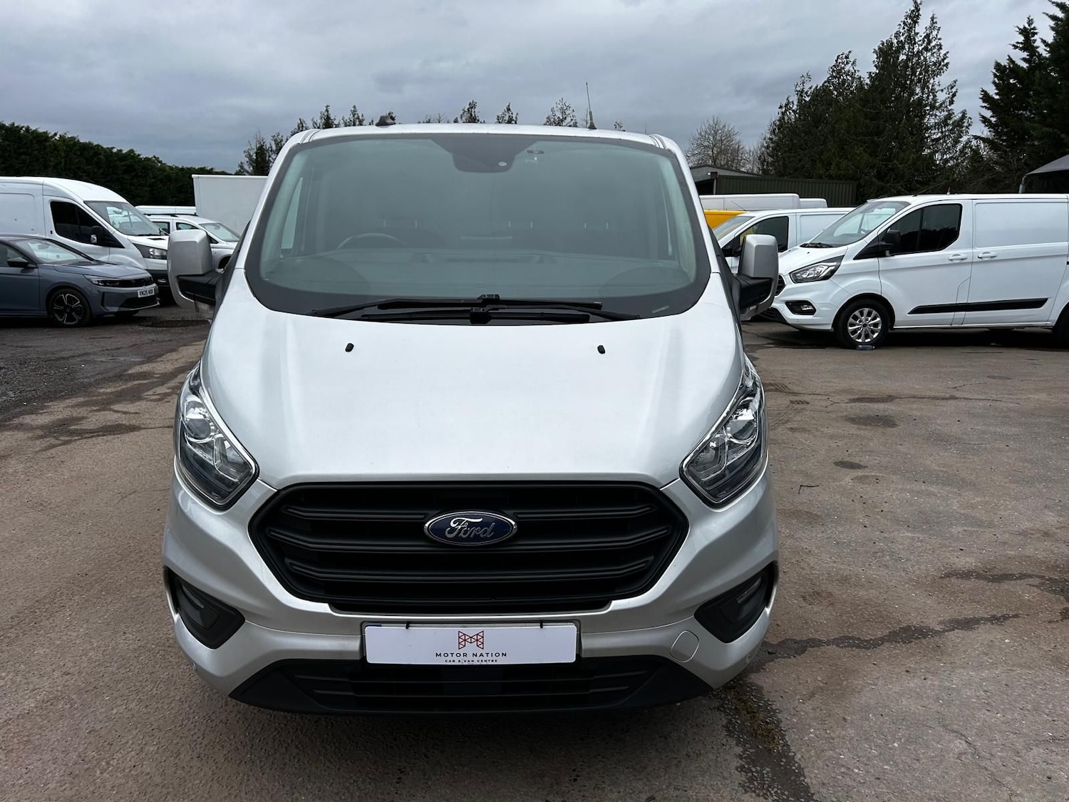 Used Ford Transit Custom 2020 for sale - 77600515: Photo 2
