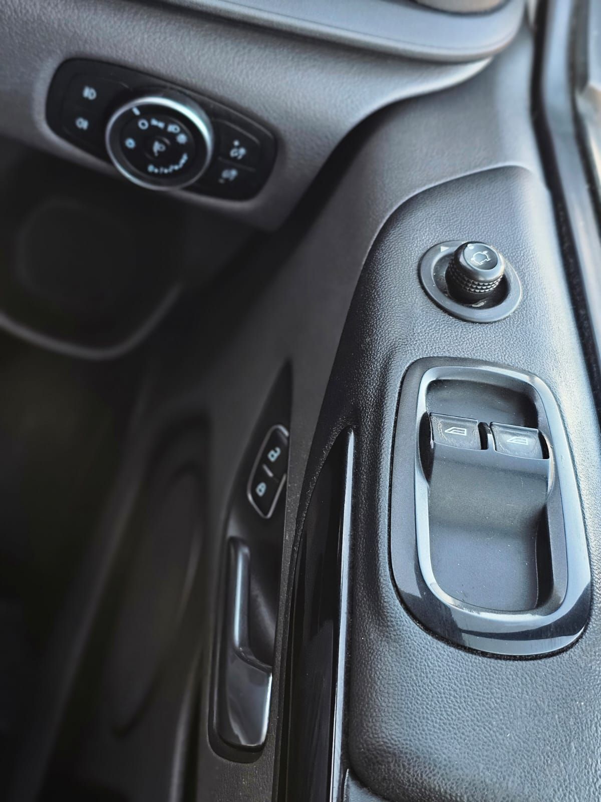 Used Ford Transit Custom 2019 for sale - 77983072: Photo 32