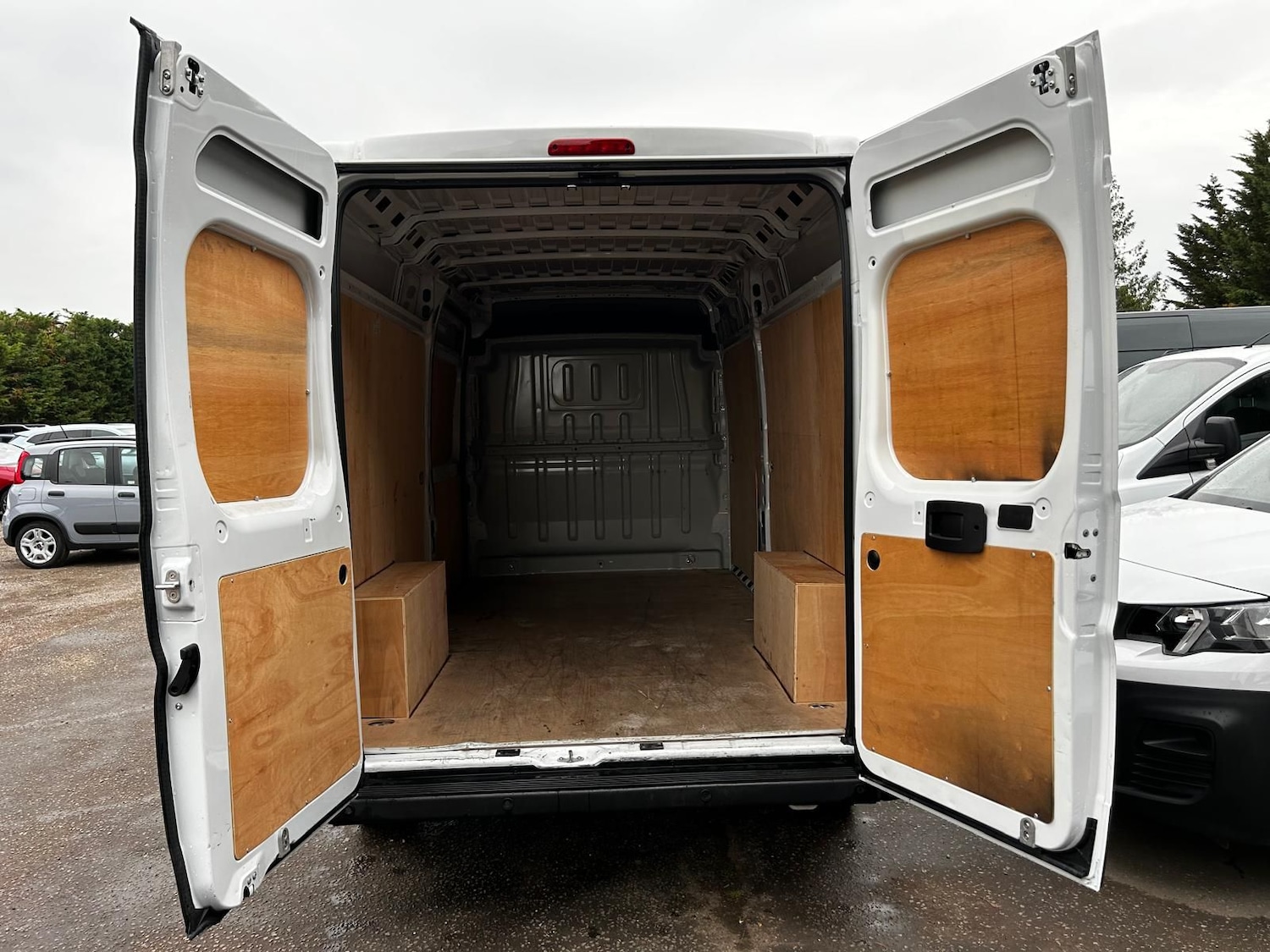 Used Peugeot Boxer 2024 for sale - 77031631: Photo 11