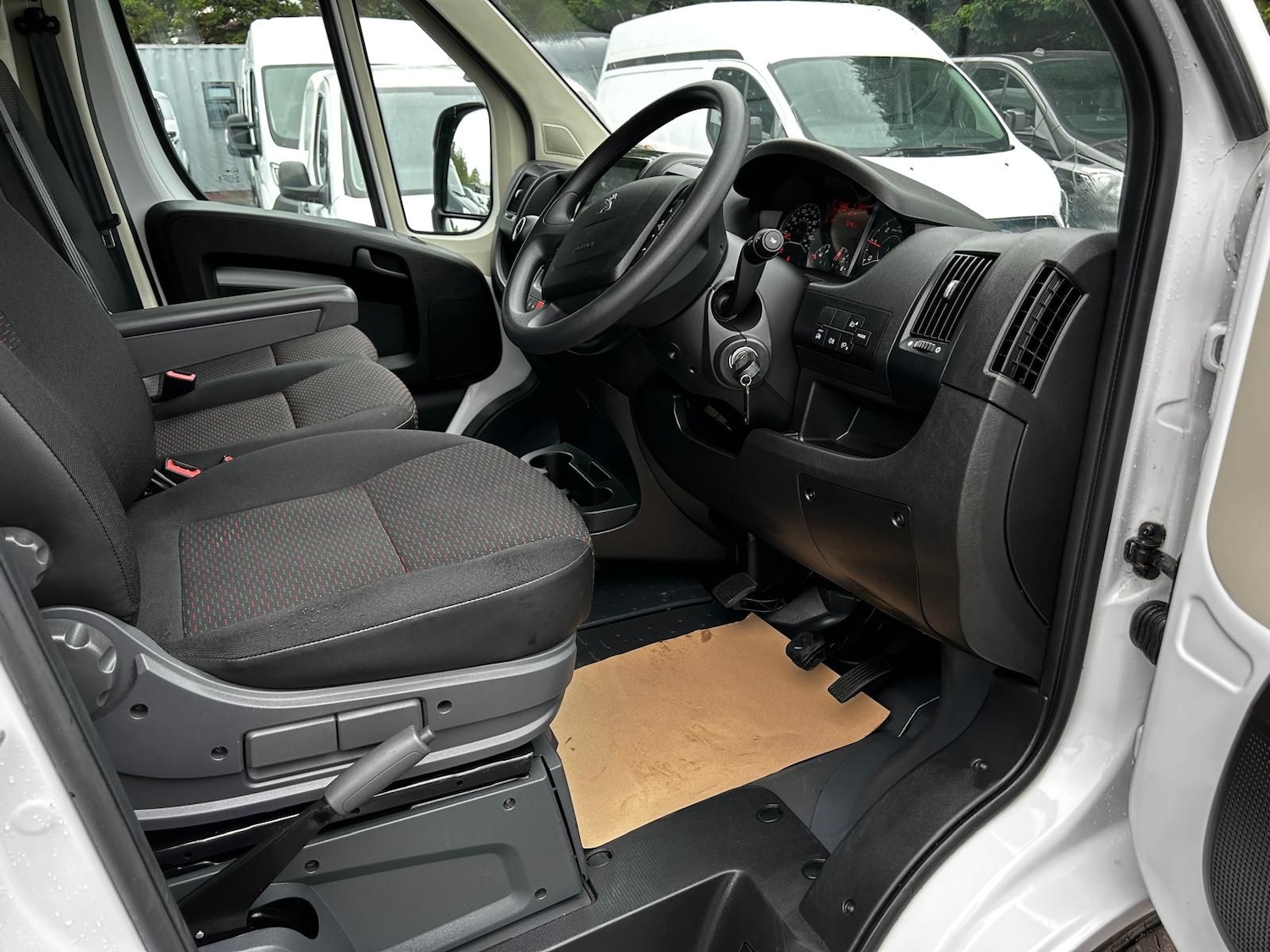 Used Peugeot Boxer 2024 for sale - 77031631: Photo 13