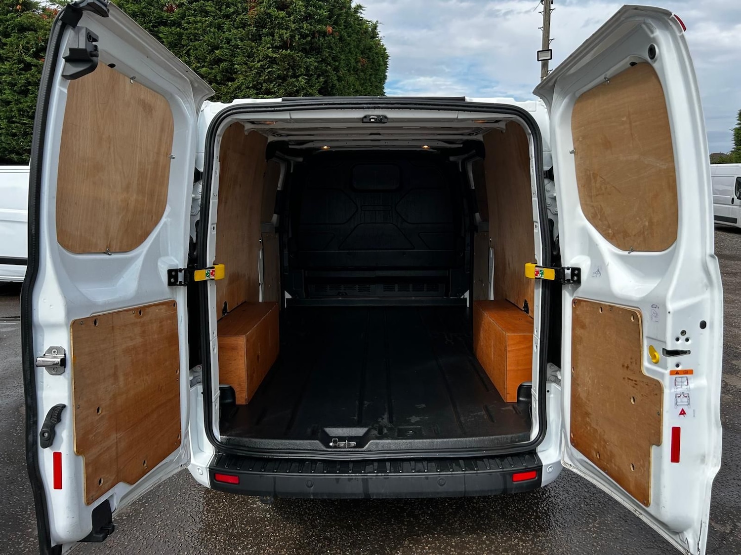 Used Ford Transit Custom 2023 for sale - 77031621: Photo 13