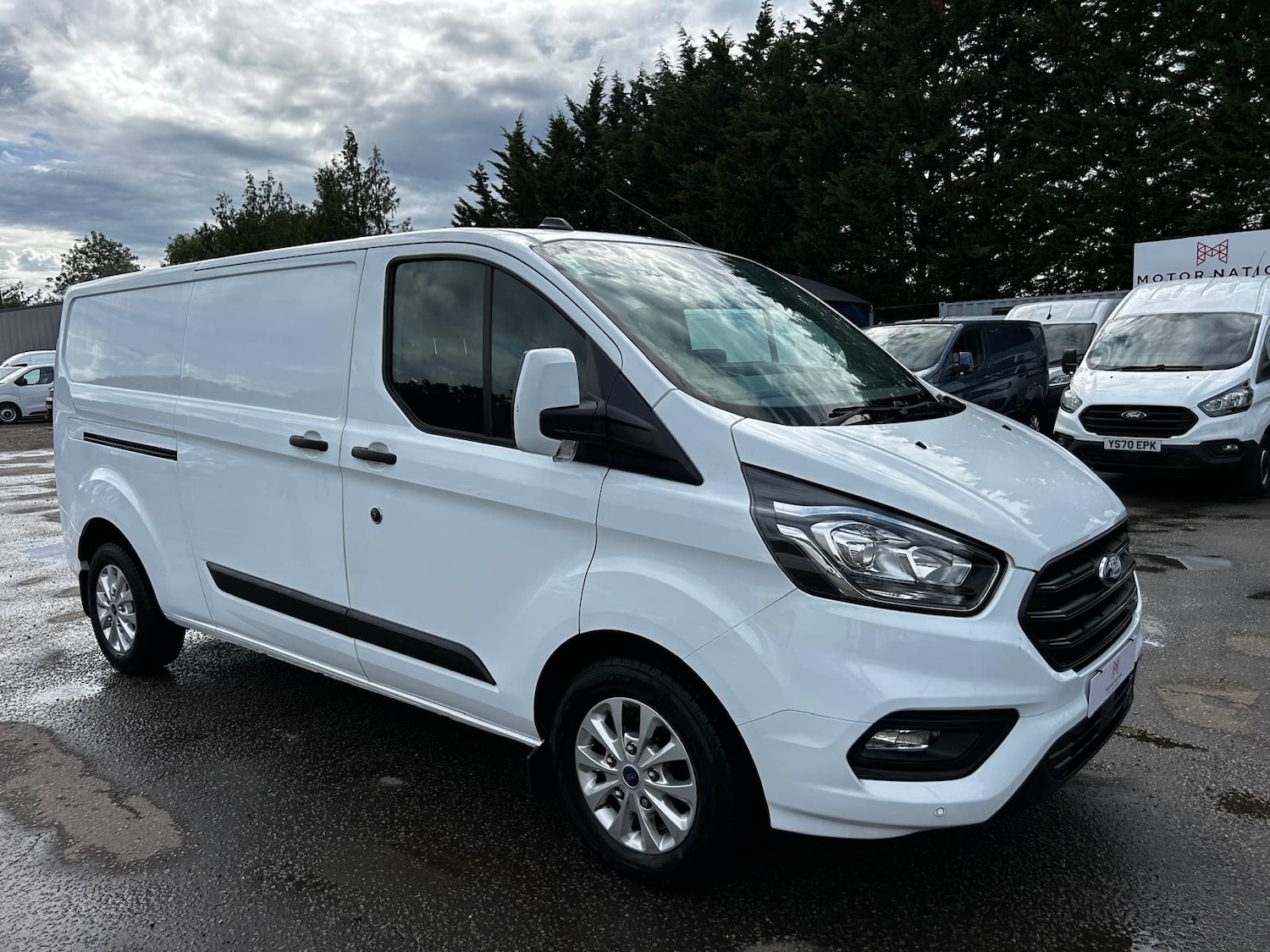 Used Ford Transit Custom 2023 for sale - 77031621: Photo 2