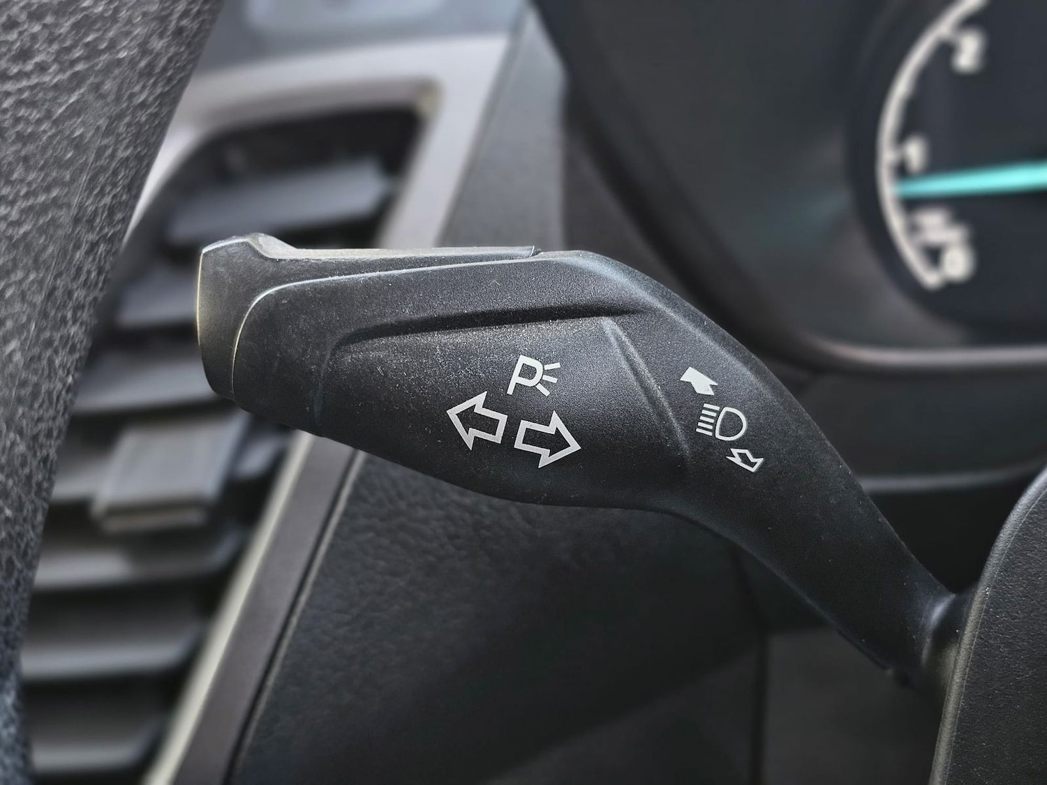 Used Ford Transit Connect 2019 for sale - 78149990: Photo 32