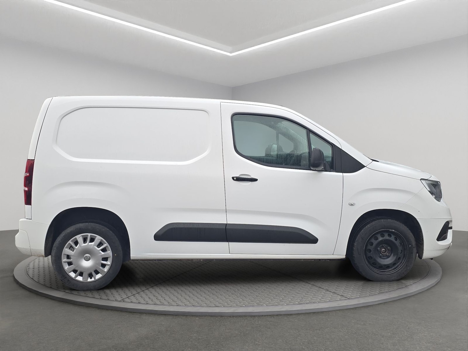 Used Vauxhall Combo 2020 for sale - 77031650: Photo 9