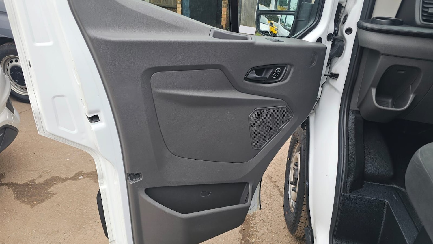 Used Ford Transit 2022 for sale - 77885540: Photo 31