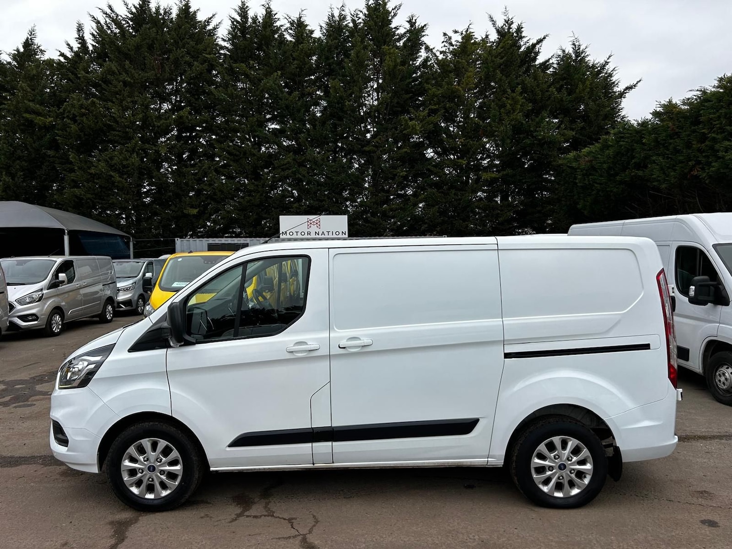 Used Ford Transit Custom 2022 for sale - 77600507: Photo 4