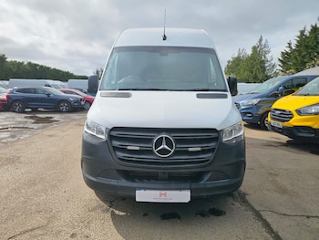 Used Mercedes-Benz Sprinter 2019 for sale - 77942302: Photo