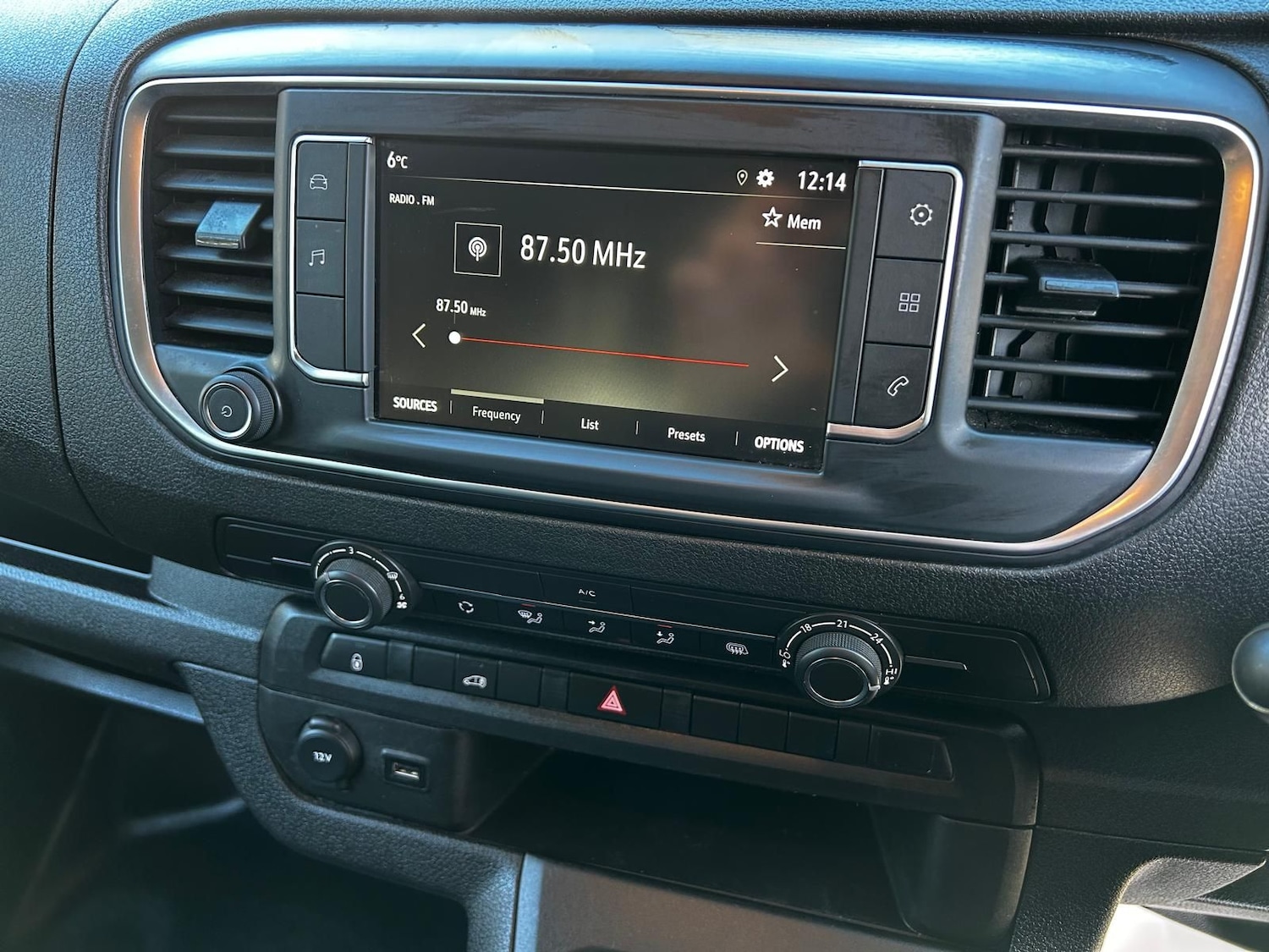 Used Vauxhall Vivaro 2023 for sale - 77134092: Photo 18