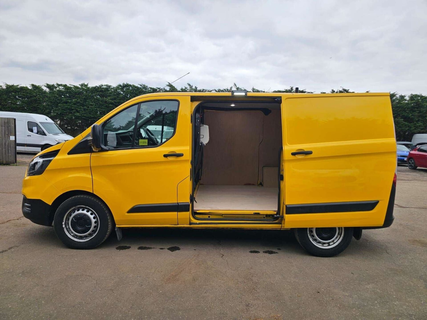 Used Ford Transit Custom 2022 for sale - 78223536: Photo 25