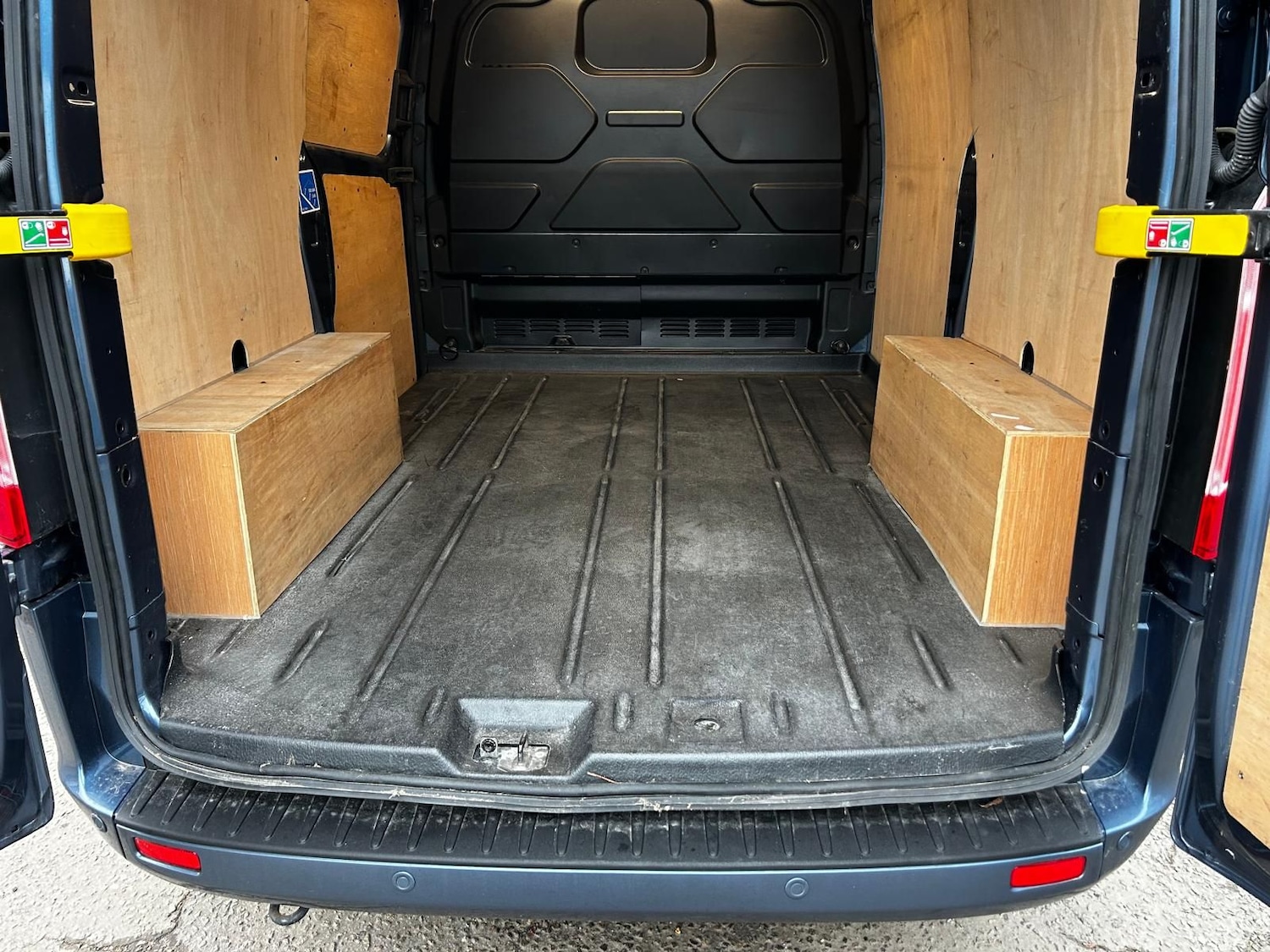 Used Ford Transit Custom 2023 for sale - 77031626: Photo 13