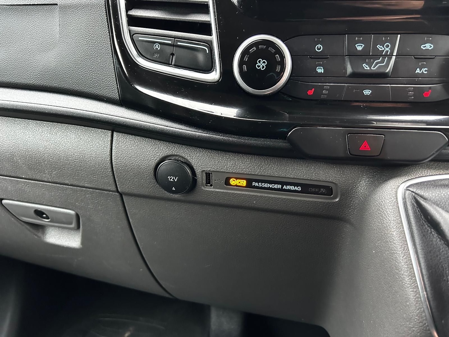 Used Ford Transit Custom 2022 for sale - 77031641: Photo 29