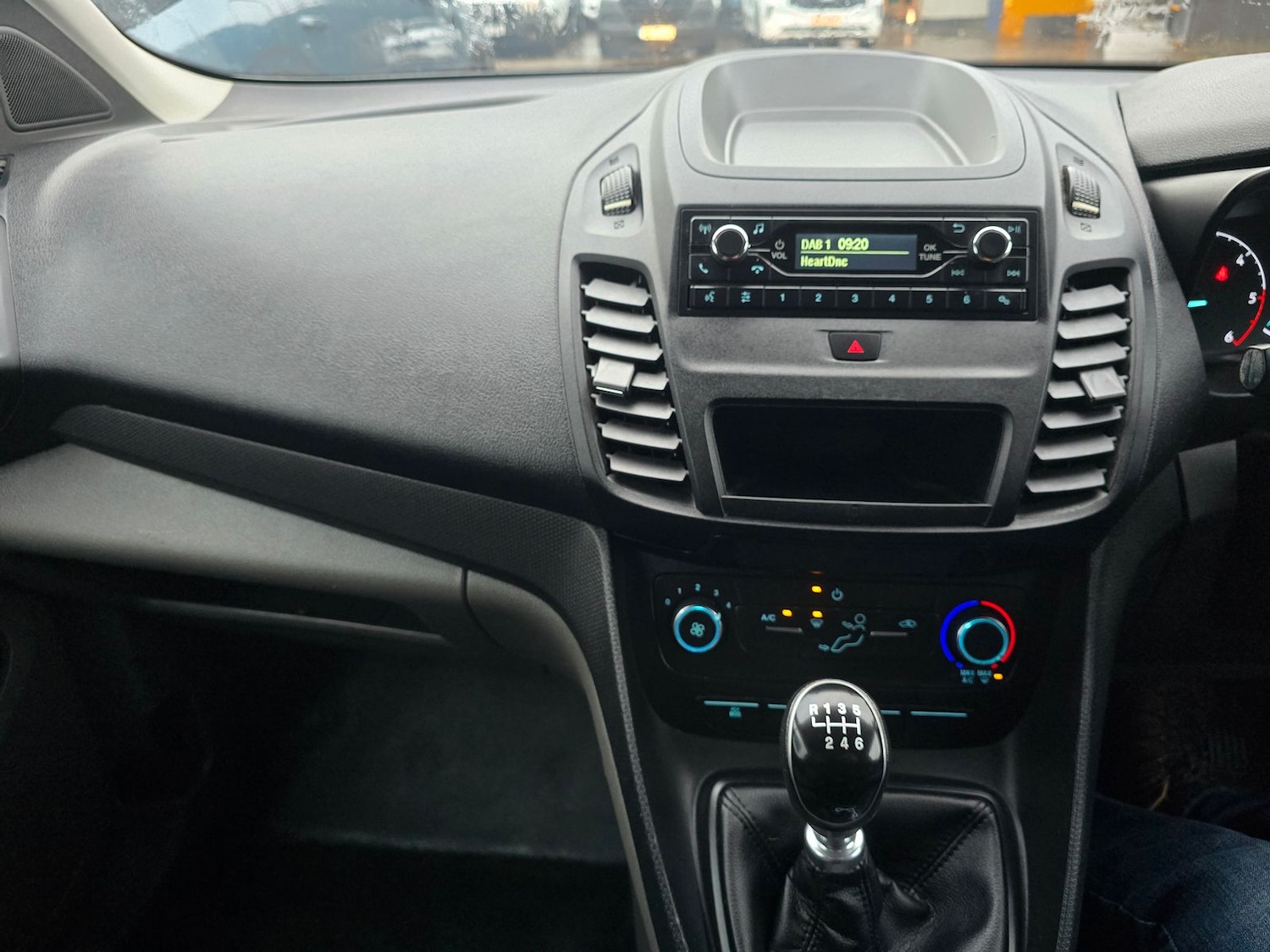 Used Ford Transit Connect 2020 for sale - 77470995: Photo 16