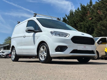 Used Ford Transit Courier 2022 for sale - 79101583: Photo