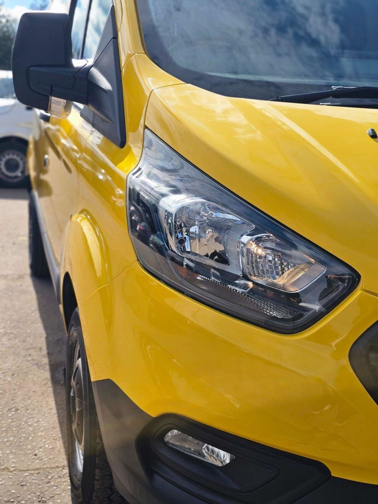 Used Ford Transit Custom 2022 for sale - 78223548: Photo 2