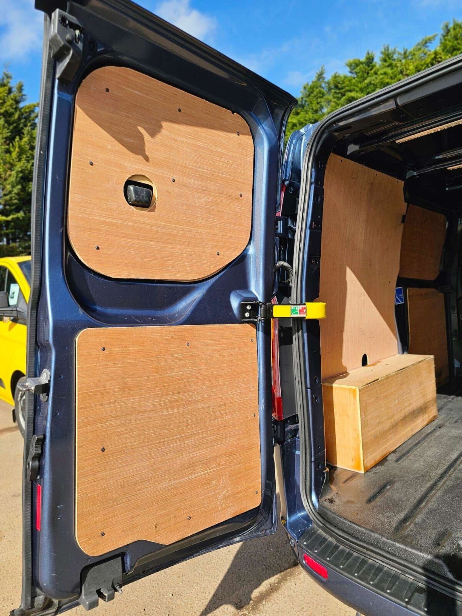 Used Ford Transit Custom 2023 for sale - 78223549: Photo 17