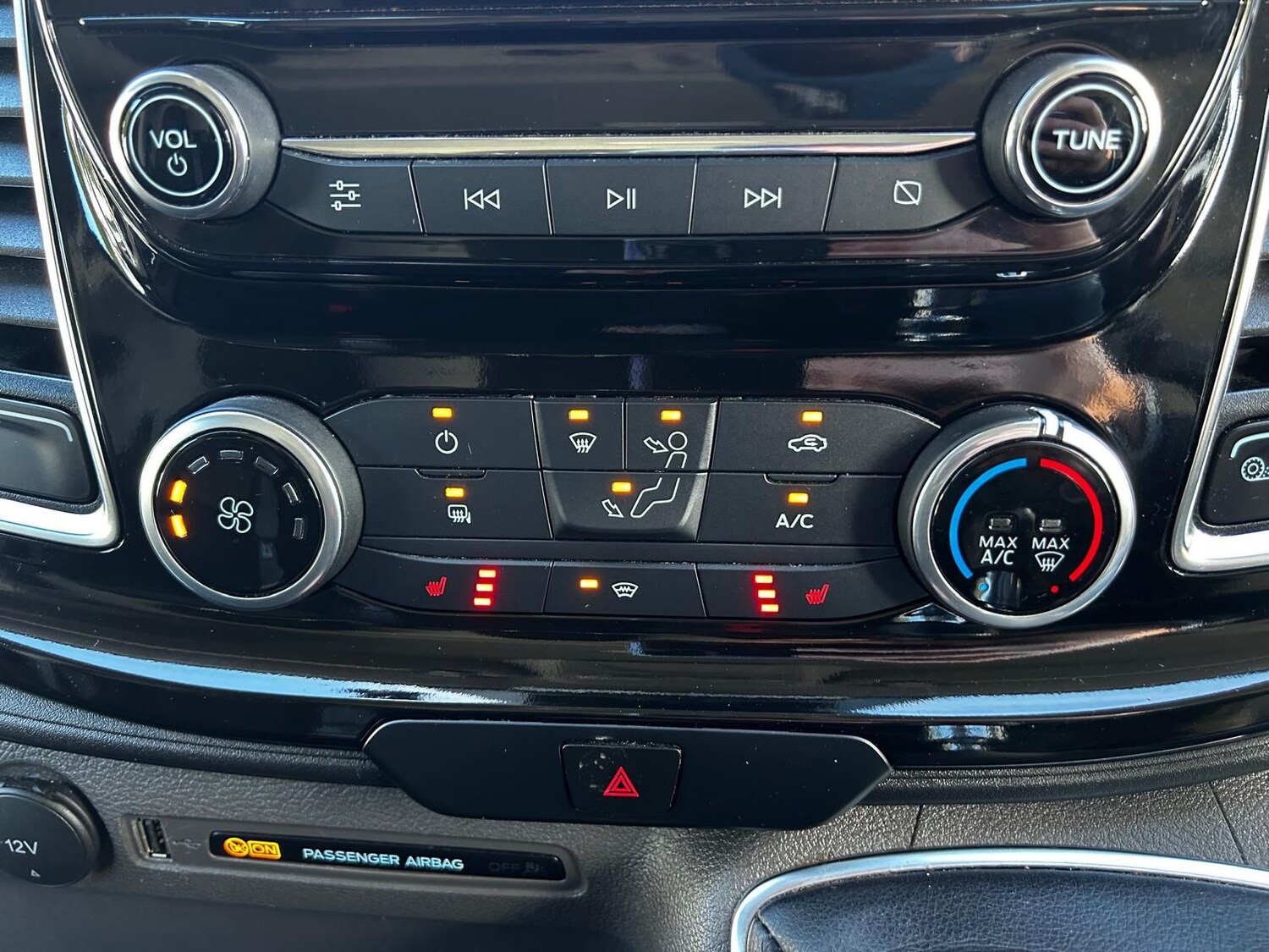 Used Ford Transit Custom 2023 for sale - 77360695: Photo 27