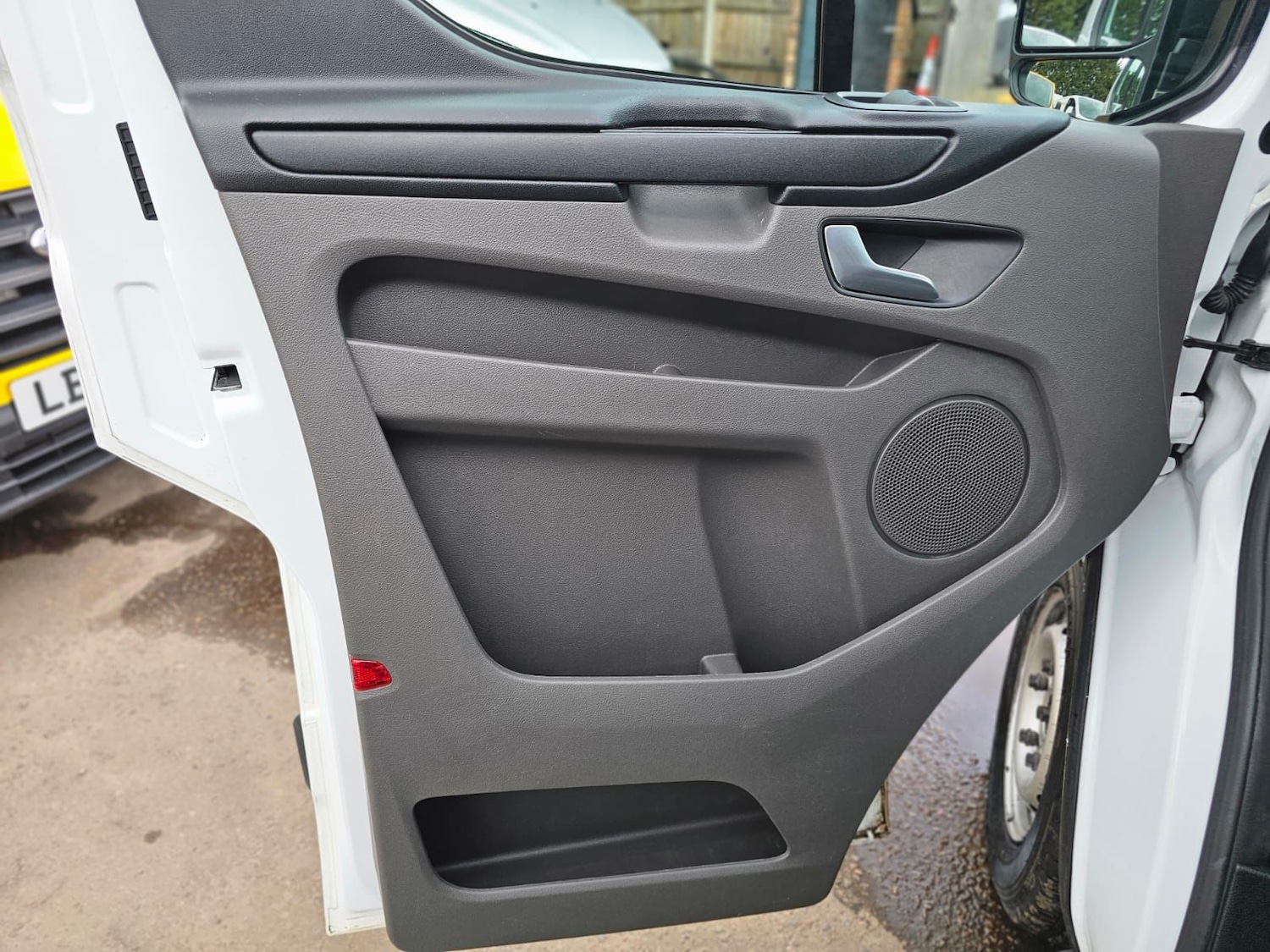 Used Ford Transit Custom 2023 for sale - 77894049: Photo 25