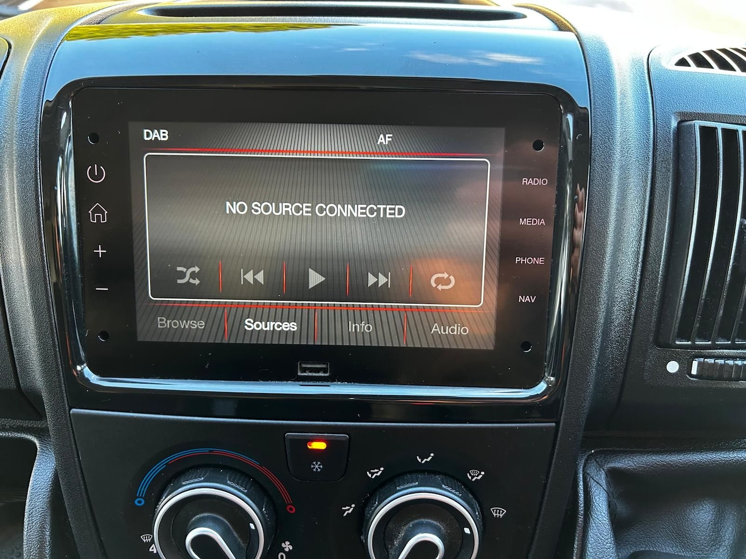 Used Peugeot Boxer 2024 for sale - 77134075: Photo 27