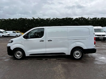 Used Vauxhall Vivaro 2023 for sale - 78223537: Photo