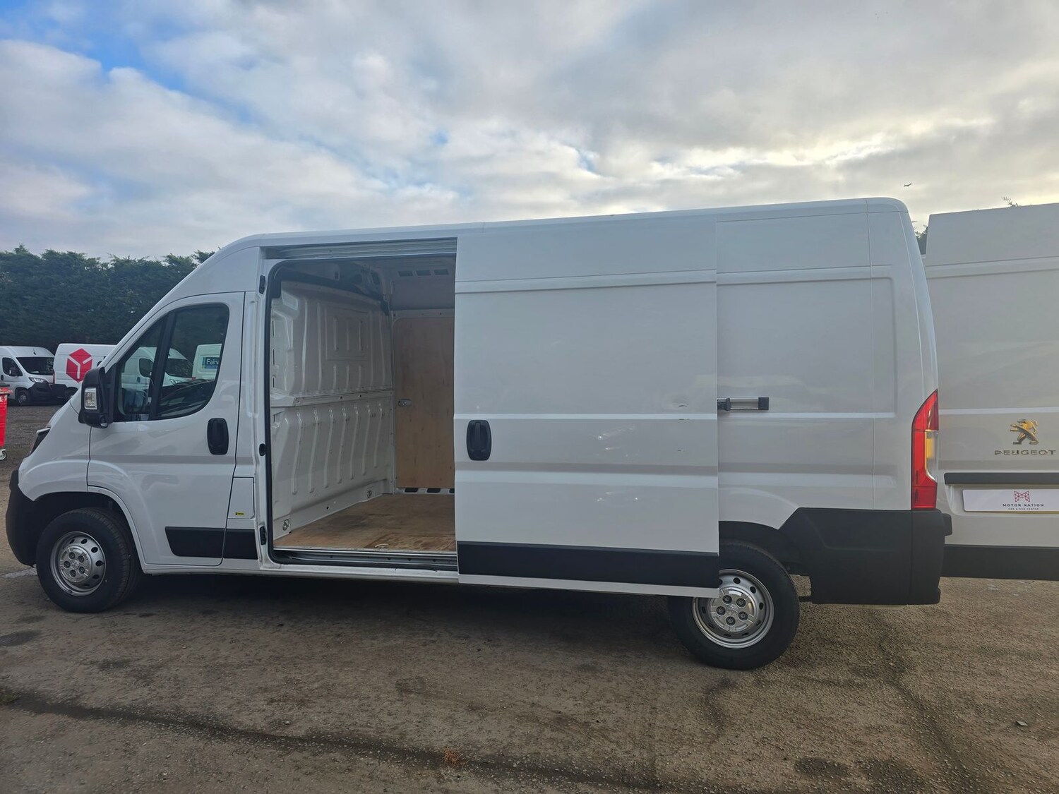 Used Peugeot Boxer 2024 for sale - 77031644: Photo 11