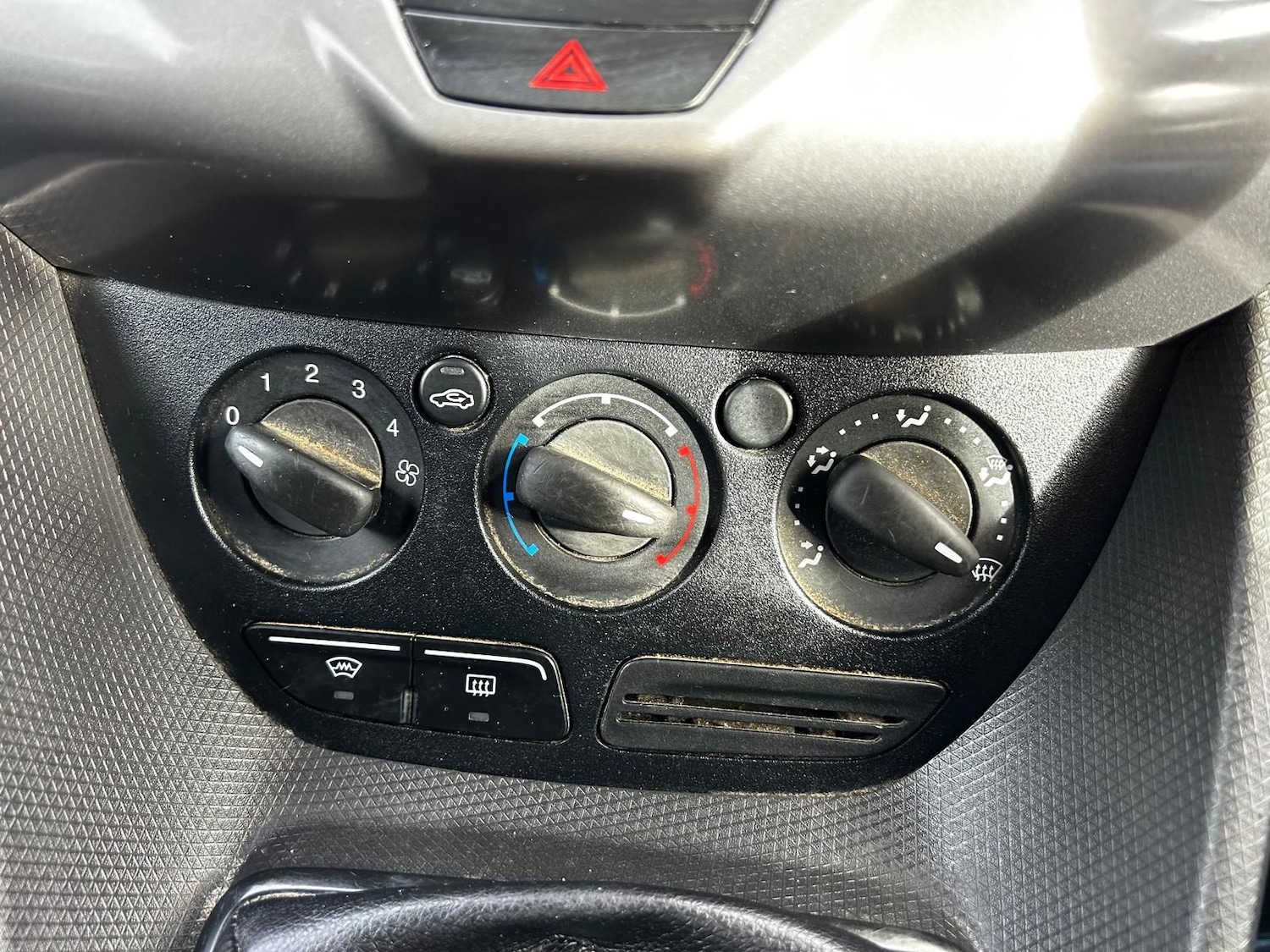 Used Ford Transit Connect 2018 for sale - 77648214: Photo 21