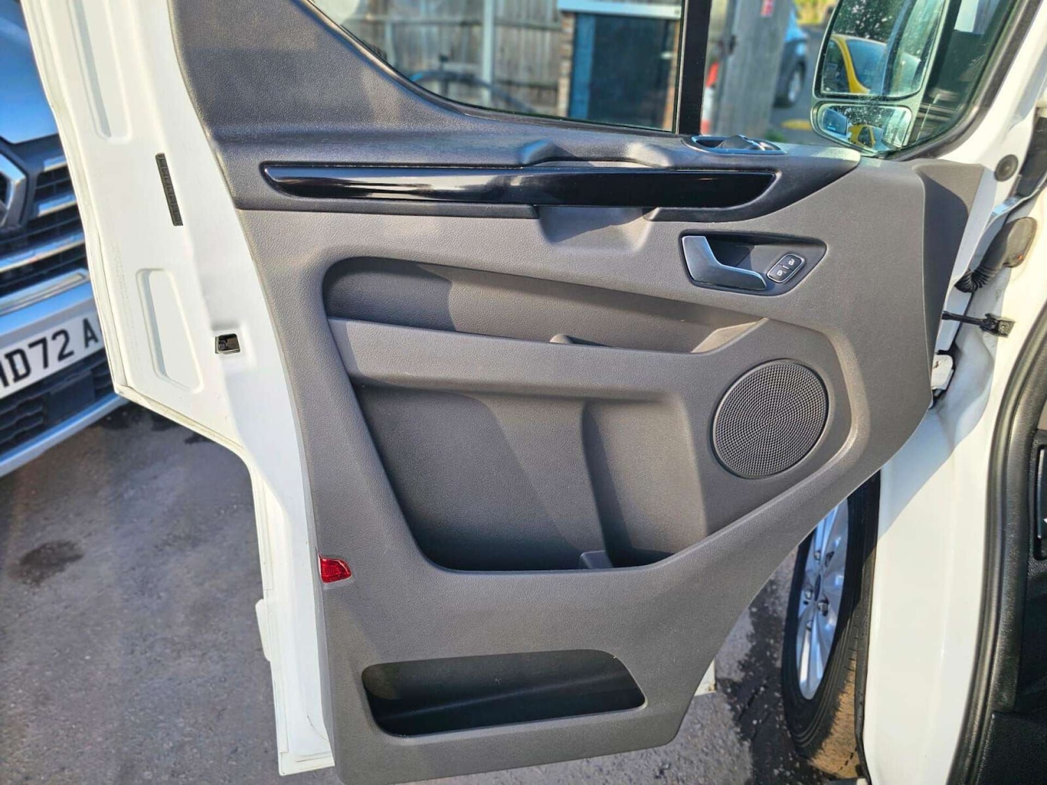 Used Ford Transit Custom 2019 for sale - 78223561: Photo 23