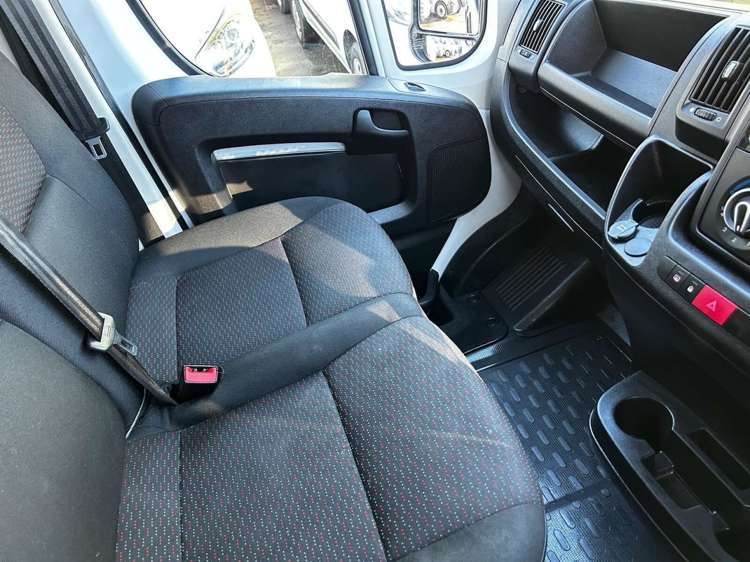 Used Peugeot Boxer 2024 for sale - 78223545: Photo 28