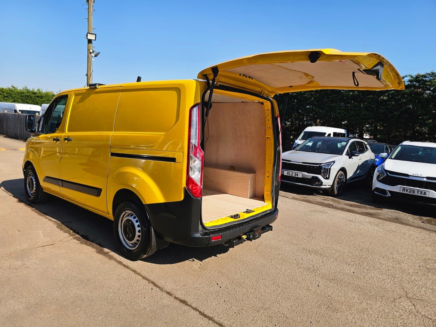 Used Ford Transit Custom 2022 for sale - 77983073: Photo 15