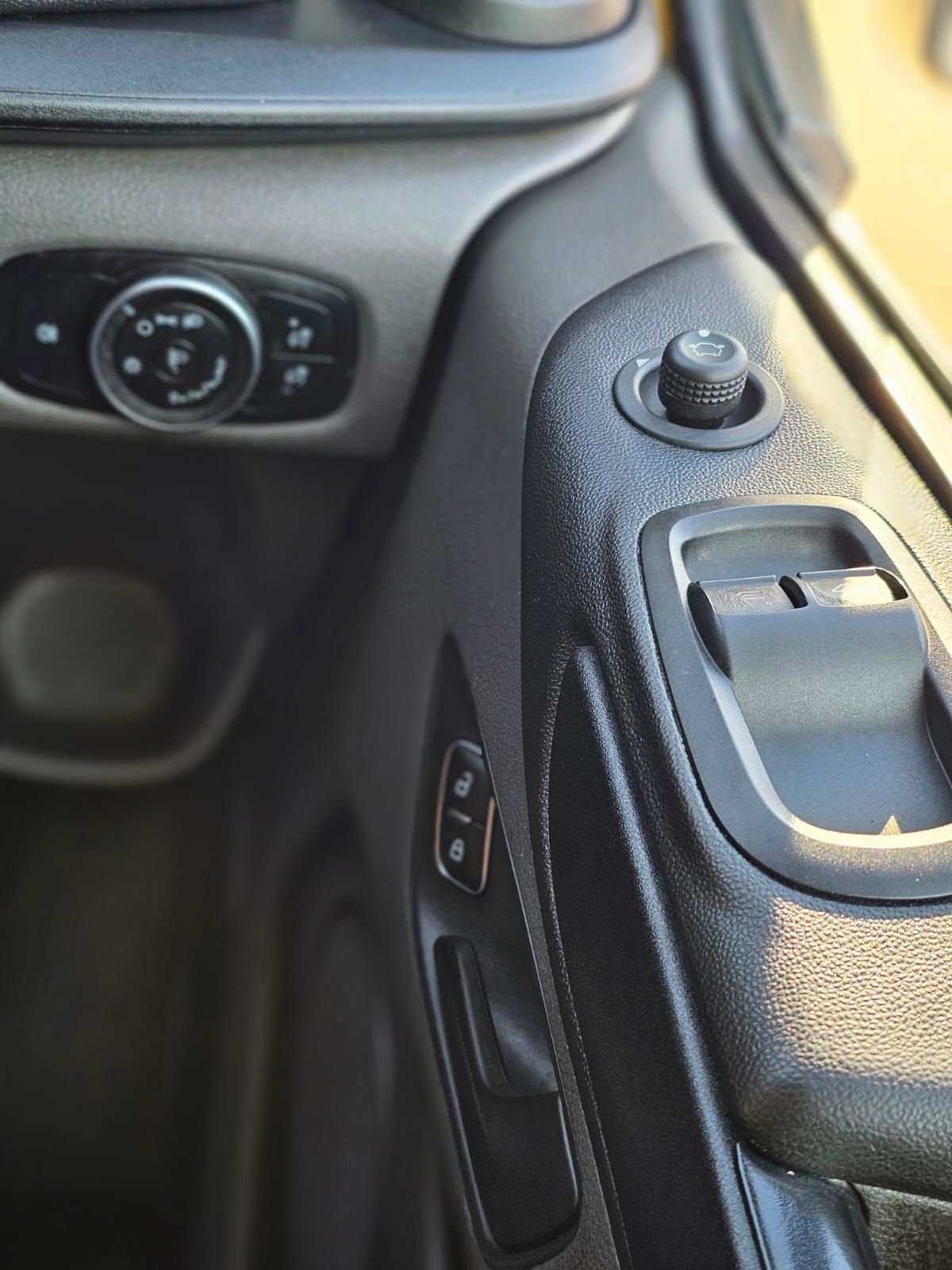 Used Ford Transit Custom 2022 for sale - 77983073: Photo 40