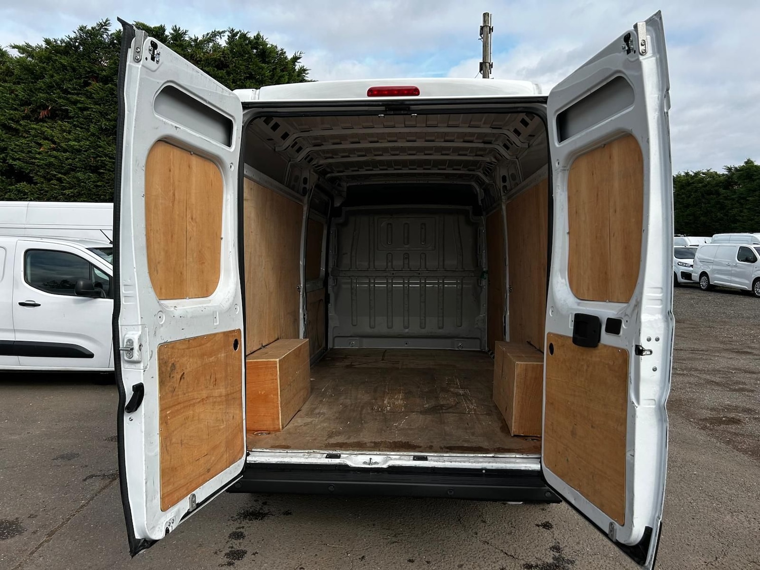 Used Peugeot Boxer 2024 for sale - 77134080: Photo 11