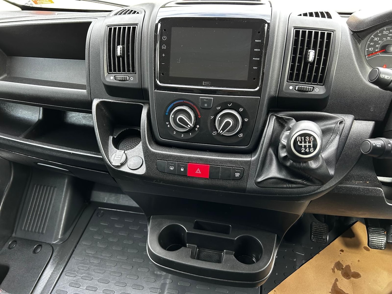 Used Peugeot Boxer 2024 for sale - 77134080: Photo 3