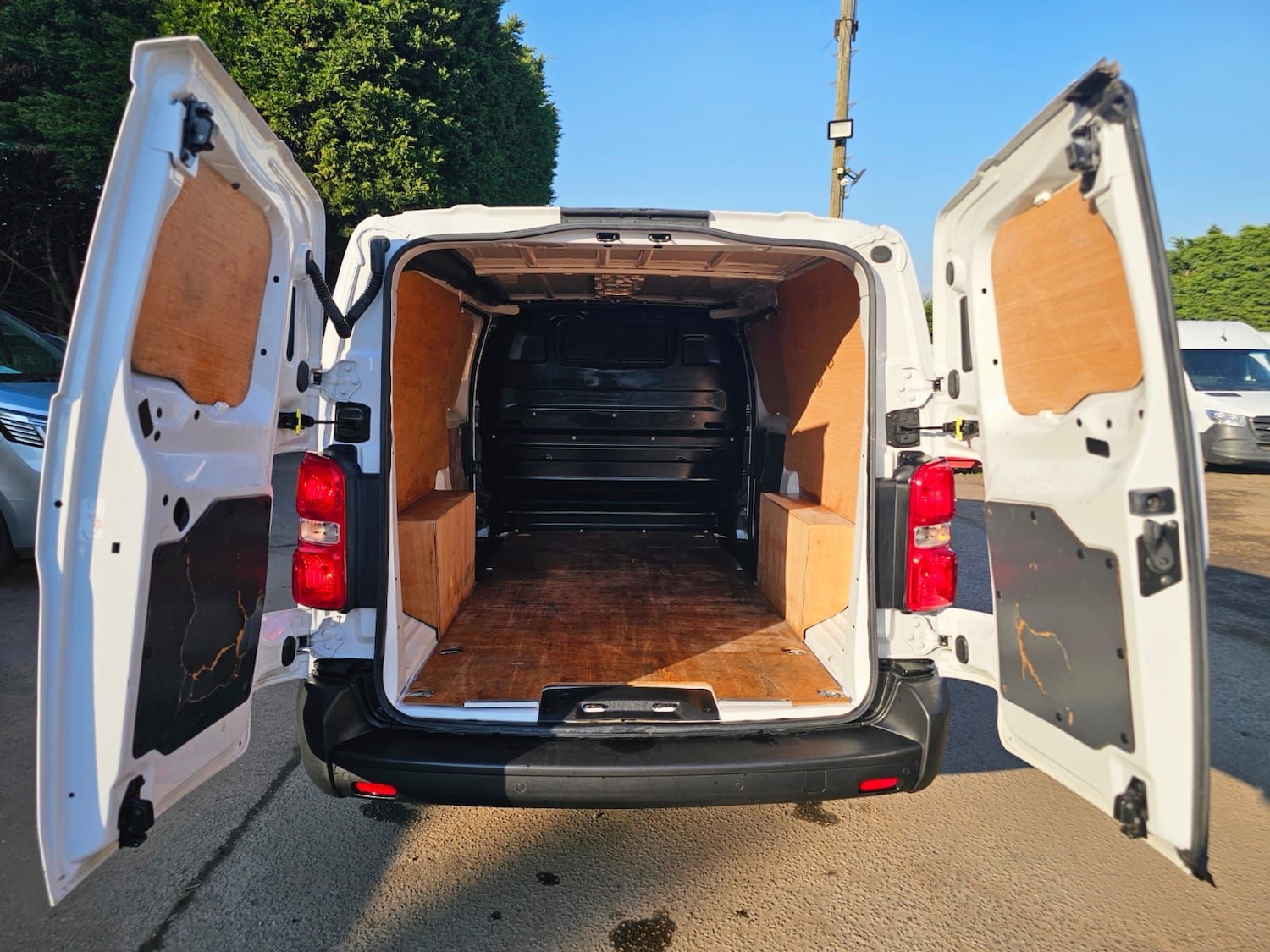 Used Vauxhall Vivaro 2023 for sale - 77983059: Photo 14