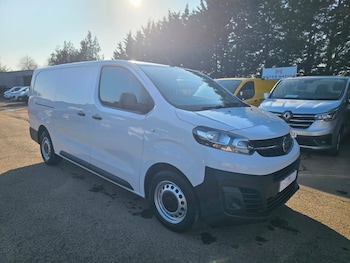Vauxhall Vivaro feature image