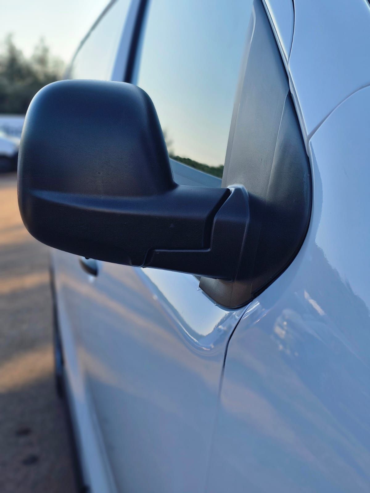 Used Vauxhall Vivaro 2023 for sale - 77983059: Photo 3