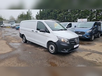 Used Mercedes-Benz Vito 2021 for sale - 77826852: Photo
