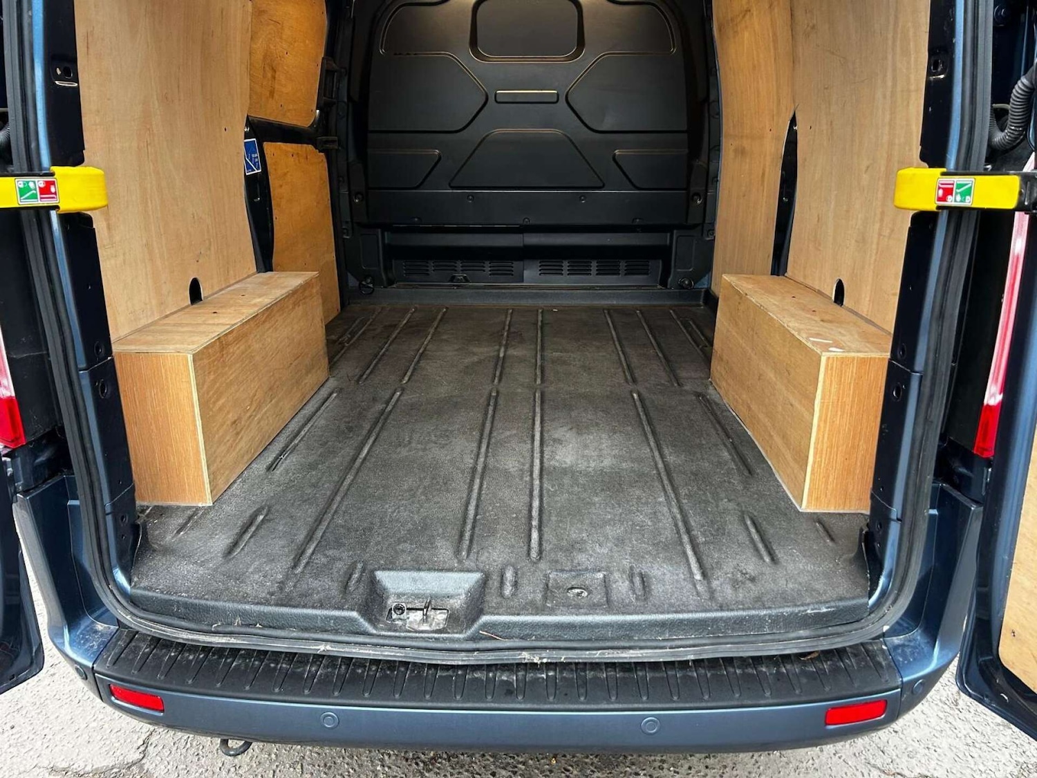 Used Ford Transit Custom 2023 for sale - 78223540: Photo 13