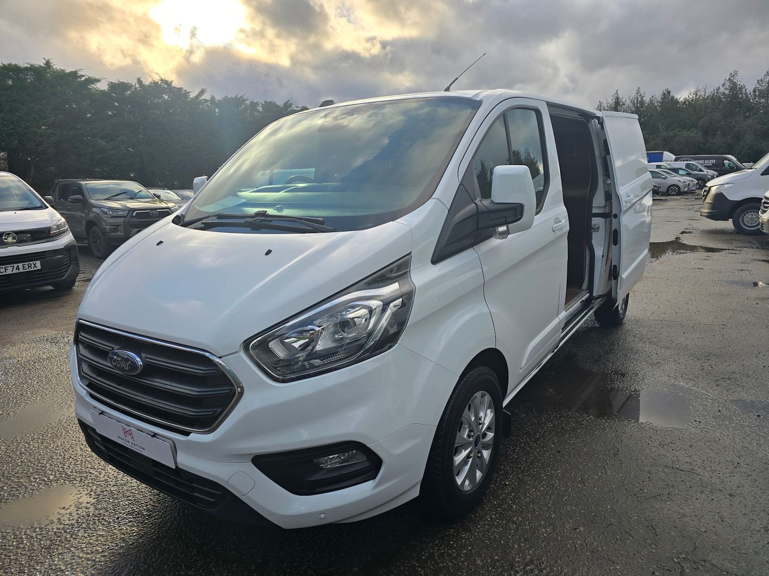 Used Ford Transit Custom 2020 for sale - 77269450: Photo 2