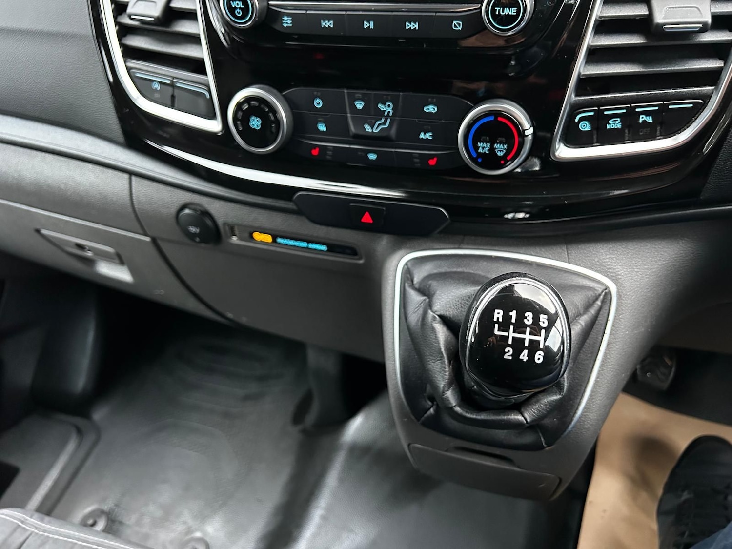 Used Ford Transit Custom 2023 for sale - 77031632: Photo 27