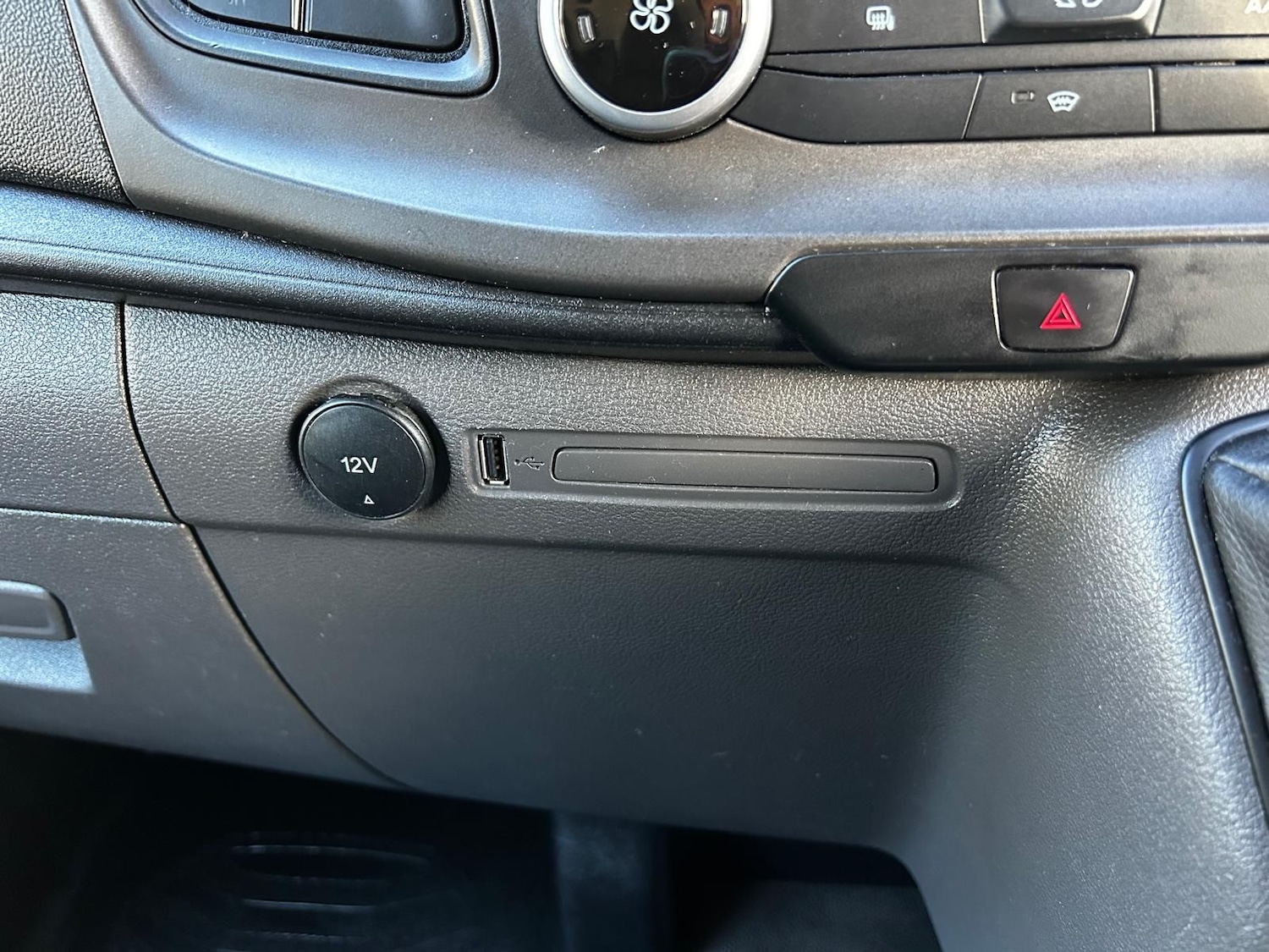 Used Ford Transit Custom 2023 for sale - 77134084: Photo 29