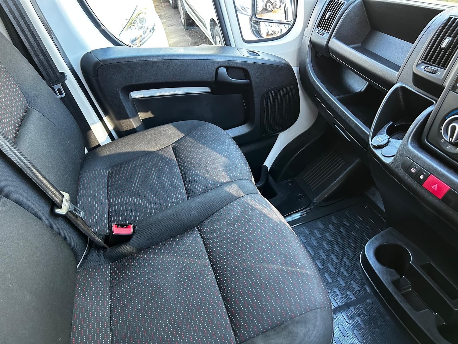 Used Peugeot Boxer 2024 for sale - 77134088: Photo 28