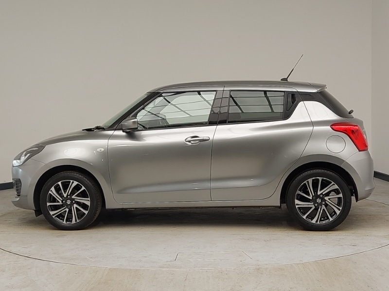 Used Suzuki Swift 2022 for sale - 77922303: Photo 4