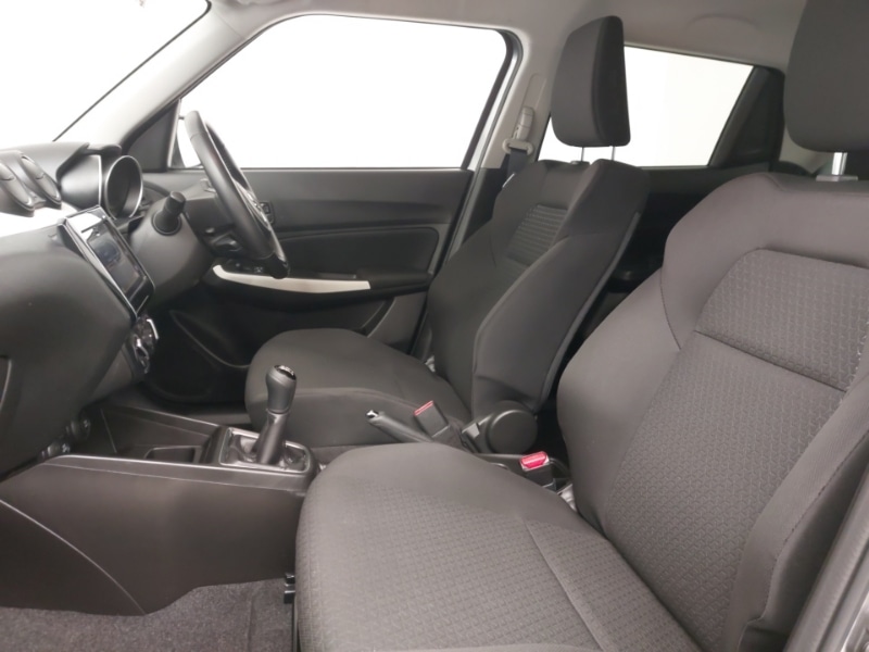 Used Suzuki Swift 2022 for sale - 77922303: Photo 5